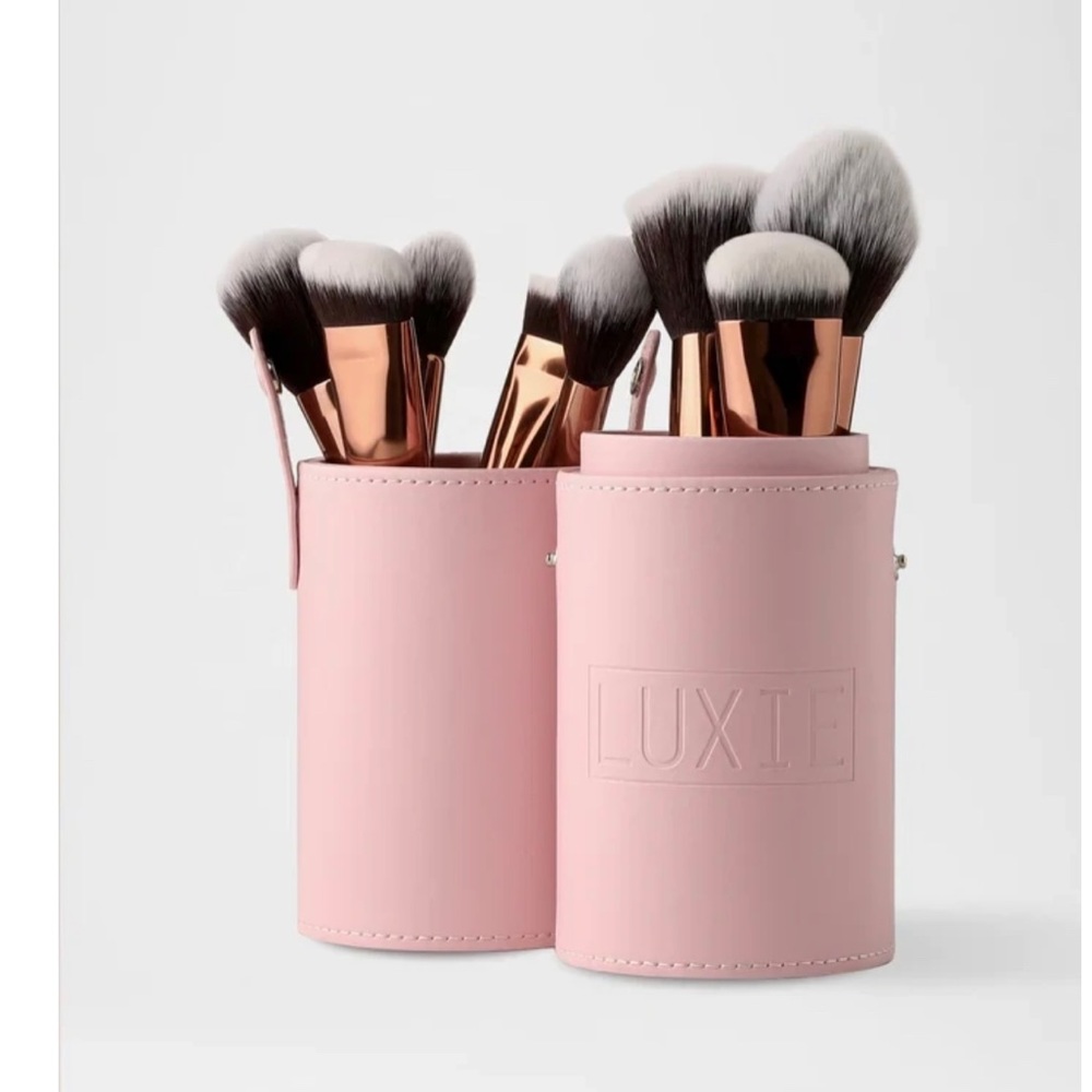 Luxie full-size rose gold collection, 12 piece brush set with rose gold cup BNIB - Picture 3 of 3